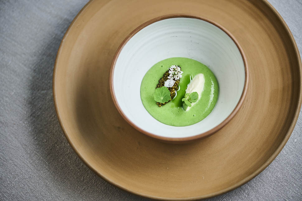 taubenkobel 6 Peas caviar iced beurre blanc