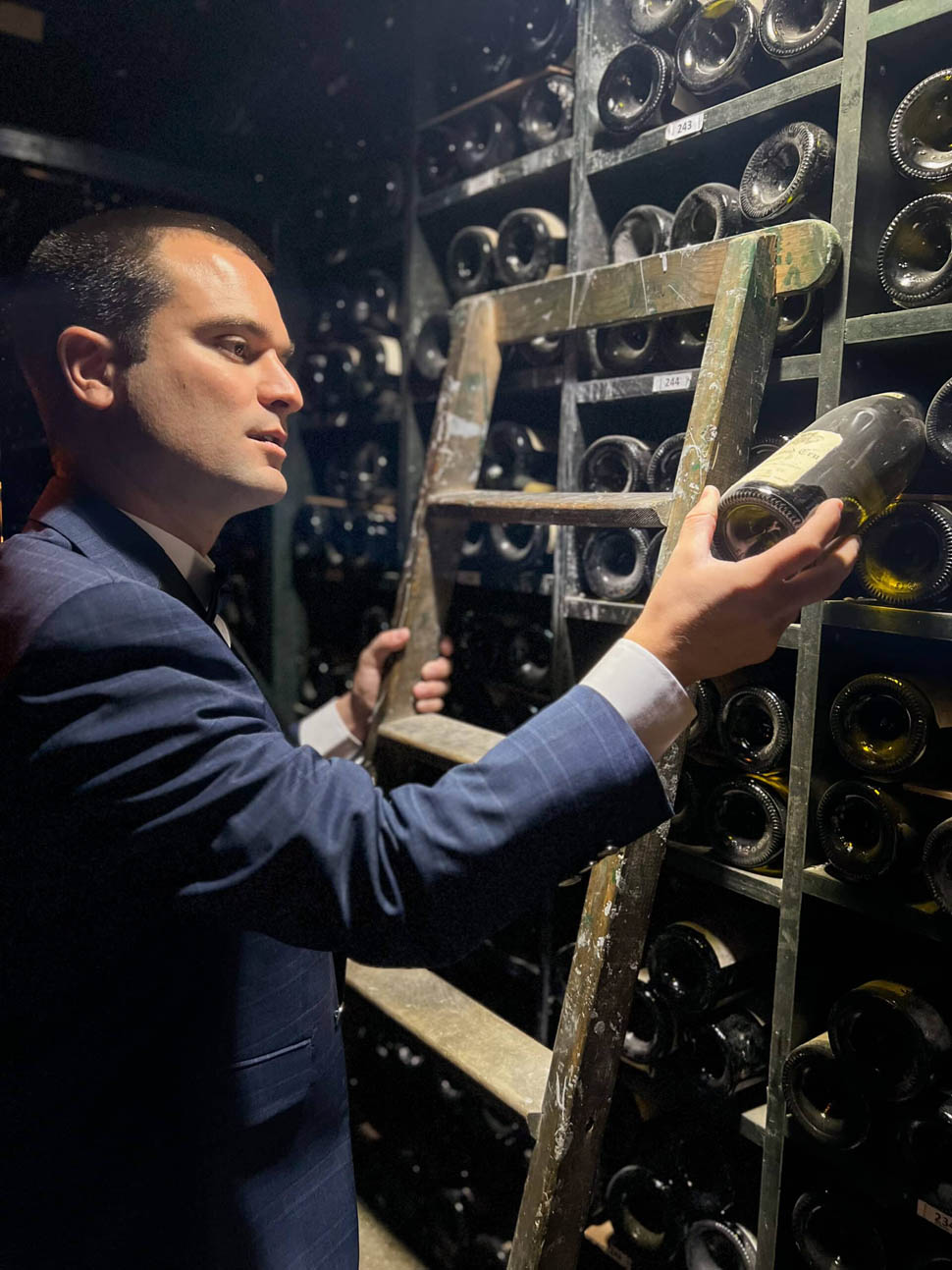 tour dargent cellars 3