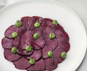 recette betterave cuite en croute de sel anne sophie pic