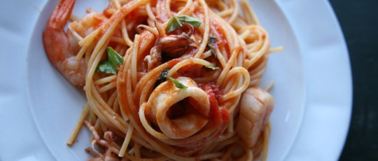 Spaghetti with Calamari Scallops and Shrimp 1