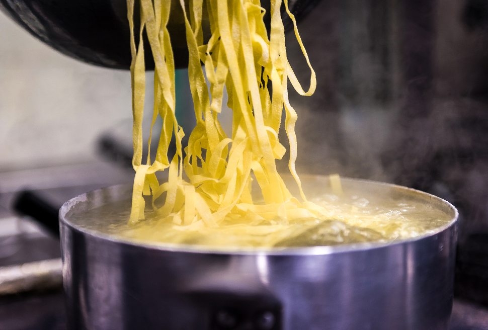 Alfredo Di Lelio e la storia delle Fettuccine Alfredo diventate famose