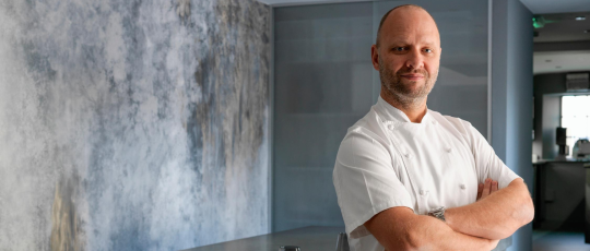 Simon Rogan: “Nel mio ristorante tristellato lo staff lavora 3 giorni ...