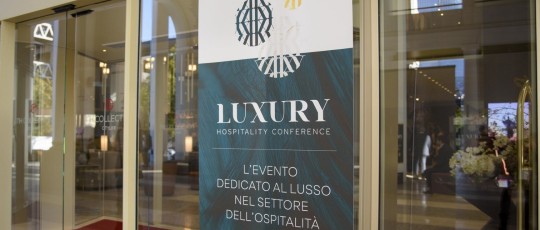 copertina luxury hospitality conference