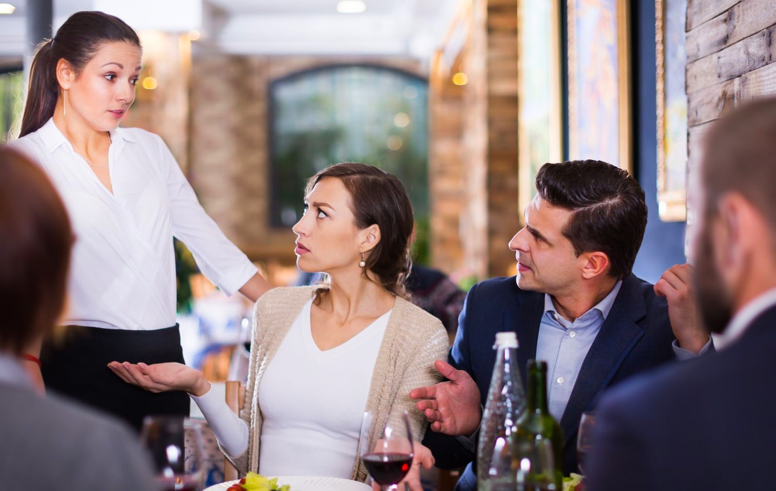 Turni al ristorante, la protesta di un cliente mandato via alle 21: è ...