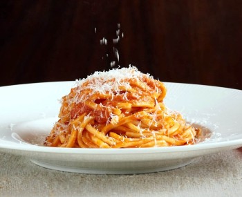 lidia bastianich amatriciana di cipolle 2