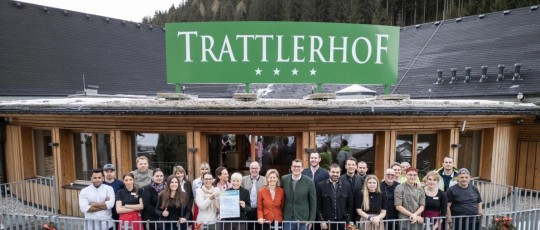 copertina GUT Trattlerhof Chalets