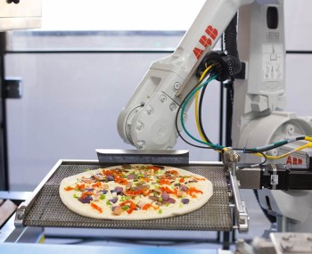 pizza robot startup