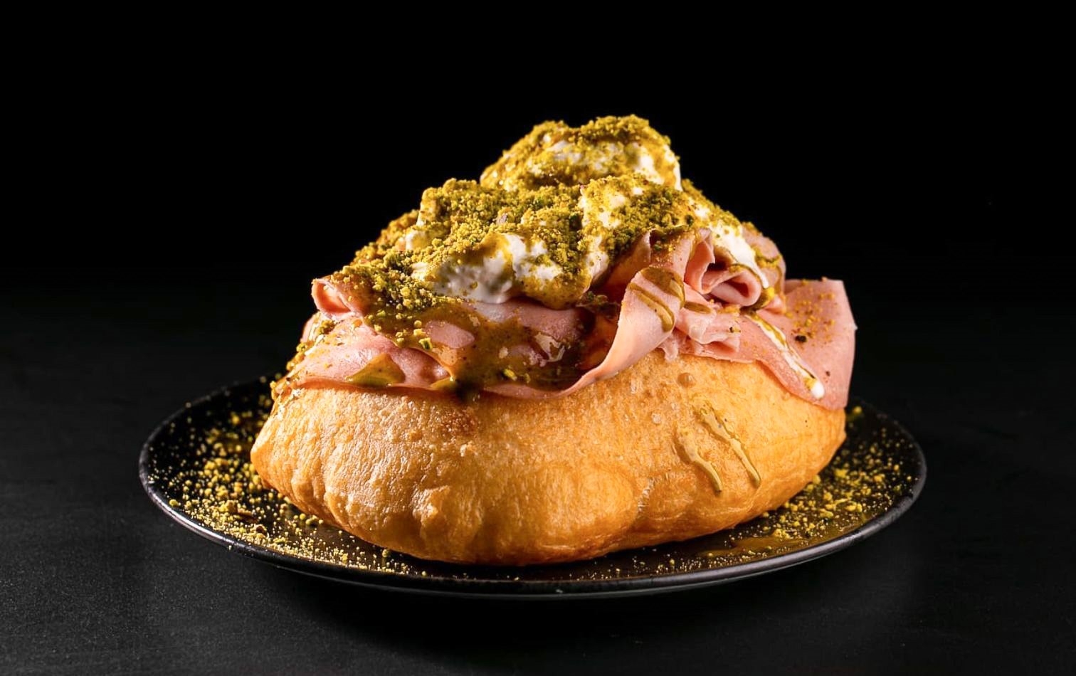 Fried Pizza Like a "Cloud": Marco Quintili's Recipe for World Pizza Day. | Chef Recipes | Reporter G