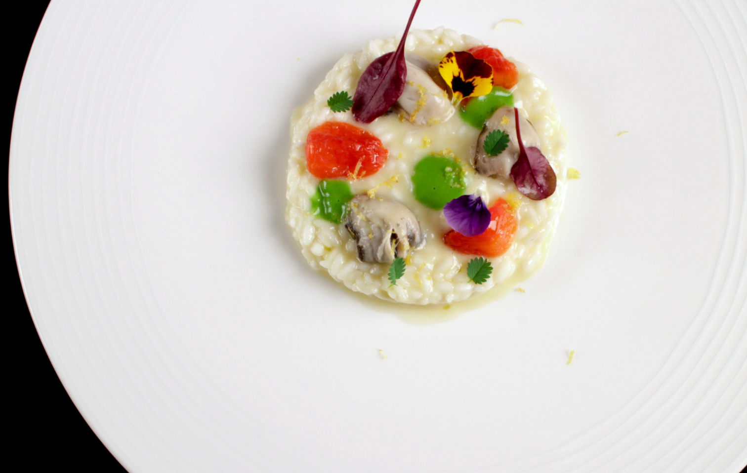 Risotto with garlic, oil, chili, oysters, and lemon | Cristoforo Trapani | Chef Recipes | Reporter G