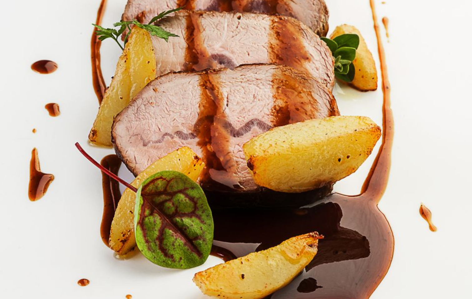 The roast veal of Antonino Cannavacciuolo | Chef Recipes | Reporter Gourmet S.r.l.