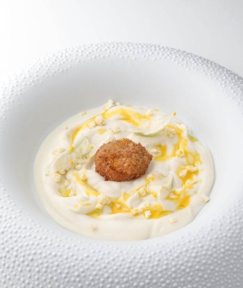 Antonino Cannavacciuolo Crema di cavolfiori tuorlo impanato e limone Stefano Fusari