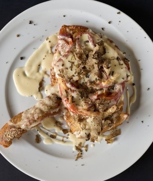 copertina petroniana Exe