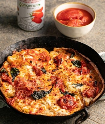 pizza margherita di pane duro 683x1024 peppe guida Alberto blasetti