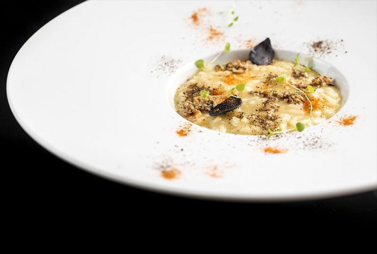 Risotto alla marinara, mussels, and black lime | Francesco Apreda | Chef Recipes | Reporter Gourmet 