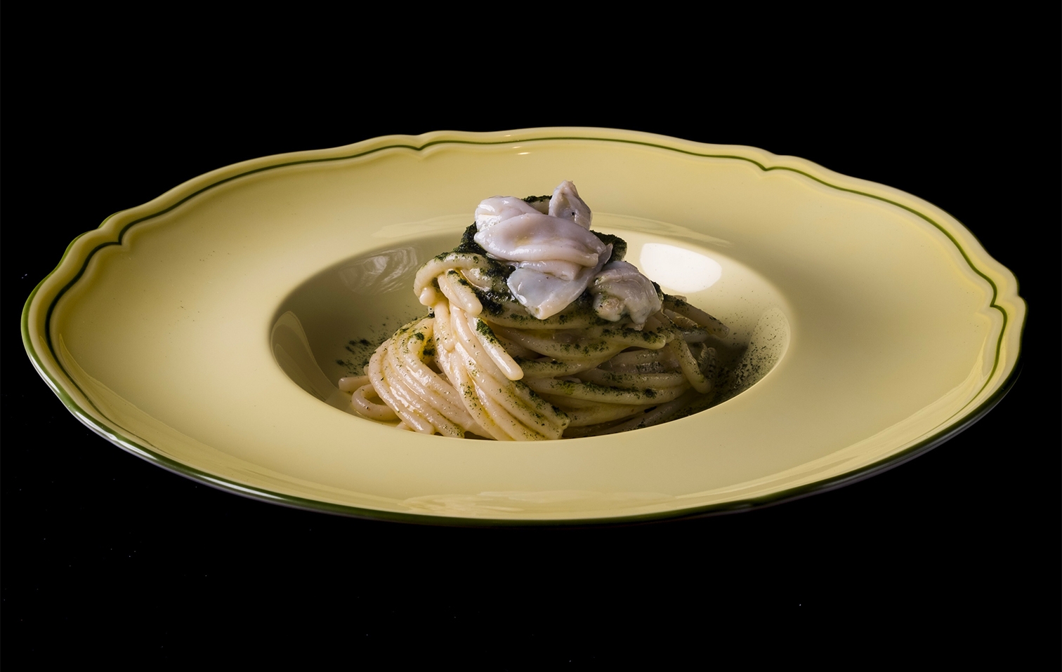 Spaghetti with garlic, oil, and baby squid | Adriano Baldassarre | Chef Recipes | Reporter Gourmet S