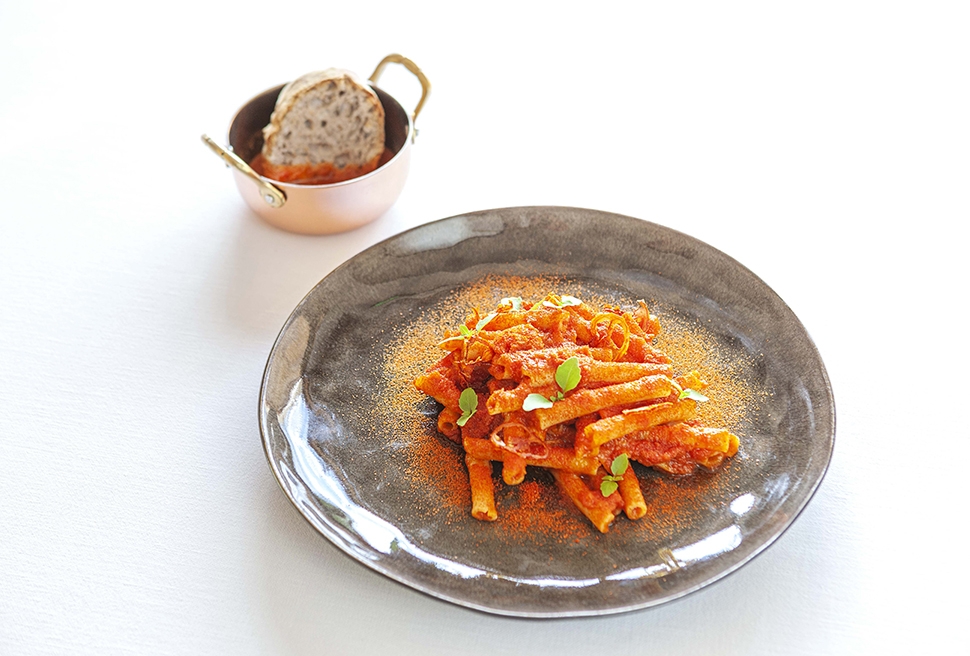 Pasta with tomatoes | Luigi Coppola | Chef Recipes | Reporter Gourmet S.r.l.