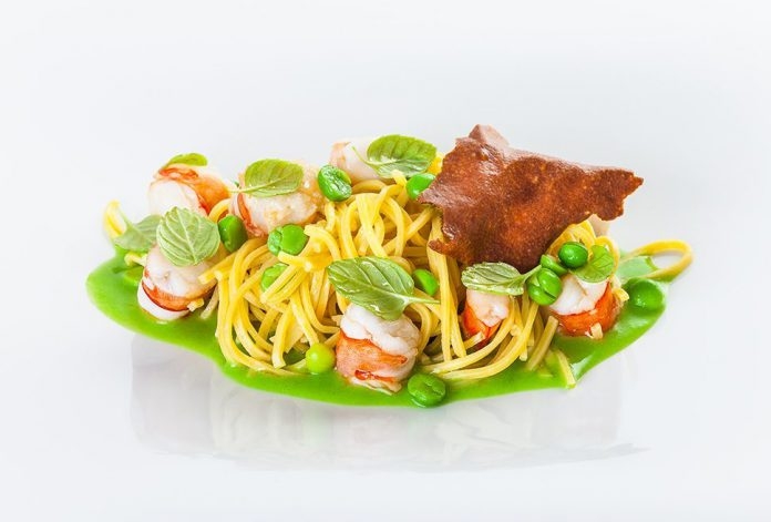 Chamomile Troccoli with Shrimp, Peas, and Mint | Angelo Sabatelli | Chef Recipes | Reporter Gourmet 