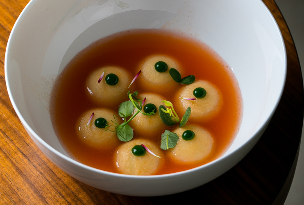 Bottone caprese, extract of four varieties of tomatoes, basil | Rigels Tepshi | Chef Recipes | Repor