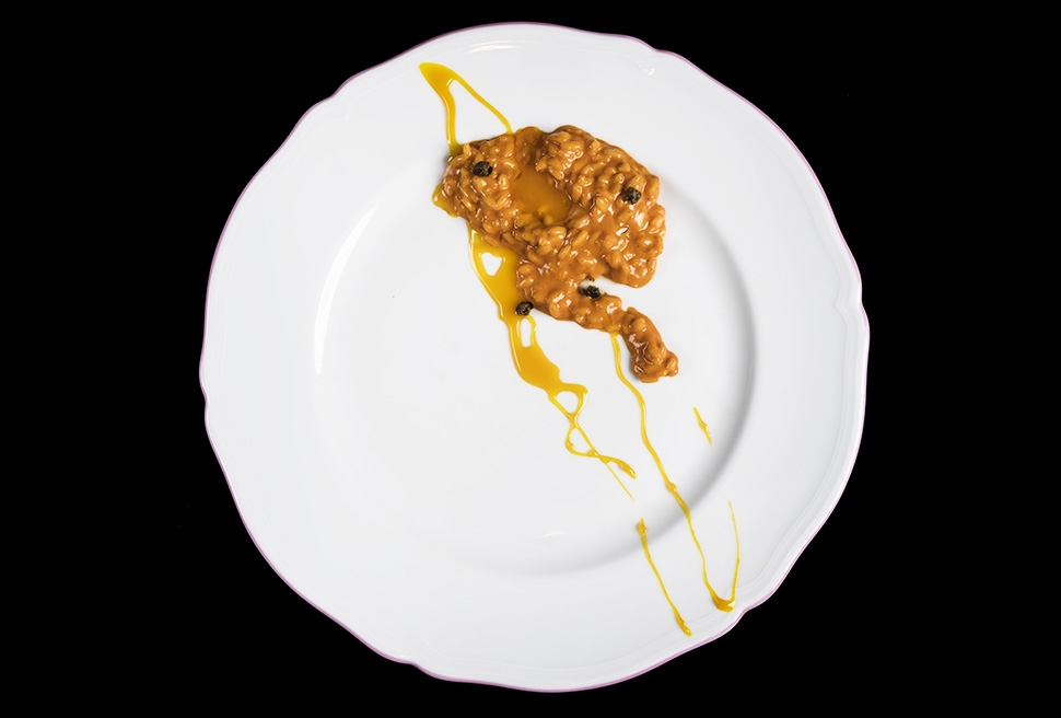 Rice, crusco pepper, smoked egg yolk | Riccardo Camanini | Chef Recipes | Reporter Gourmet S.r.l.