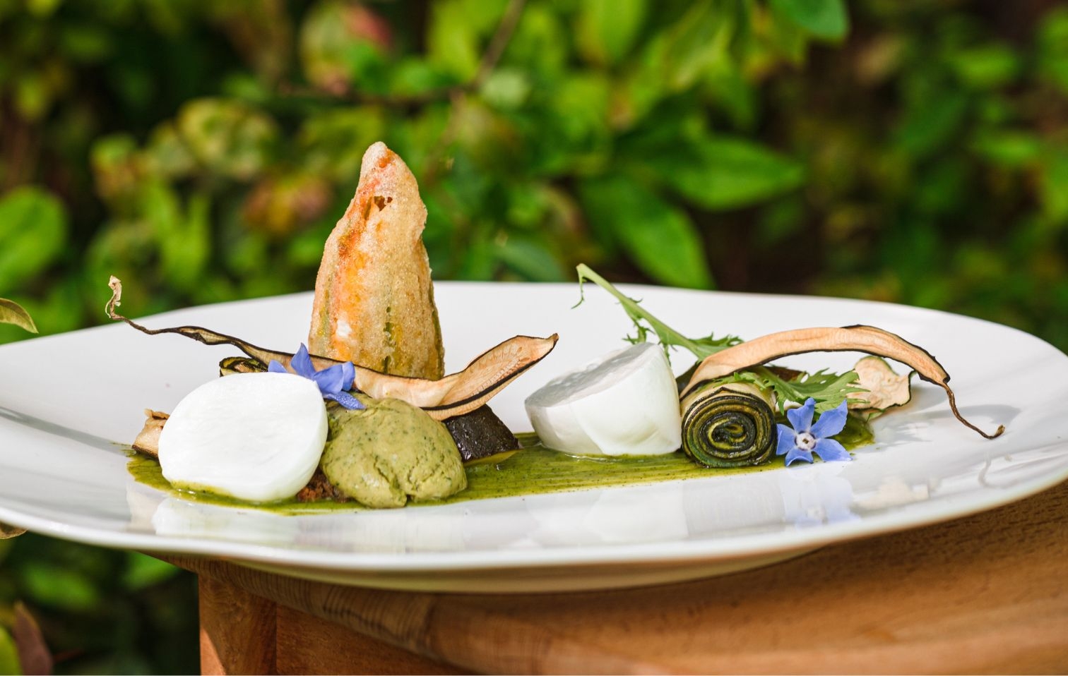 Zucchini Flowers with Provolone, Mozzarella, and Ricotta: Pasquale Minciguerra's Explosive Recipe | 