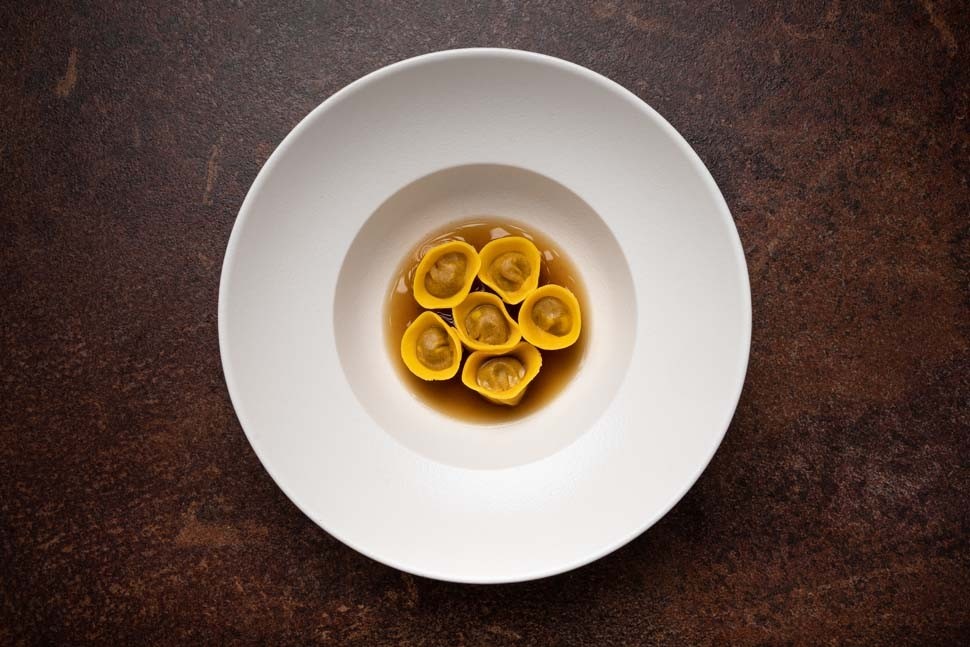 enzo di pasquale aprudia 3 cappelletti in brodo di anguria