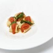 Pasta al pomodoro alla Hilde Uliassi Lab 2021 970