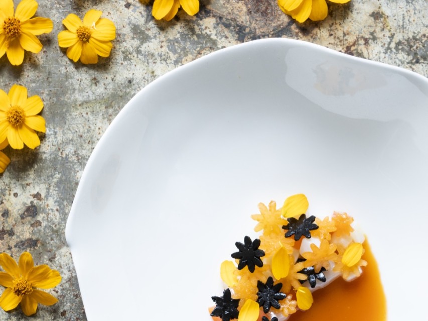 12 Mauro Colagreco Snowflakes Flower Menu2 Matteo Carrasale 2021