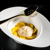 1 DiGiacinto CAPPELLETTI IN BRODO ASCIUTTO con Parmigiano Zafferano e Limone 2 Alberto Blasetti Phjpg