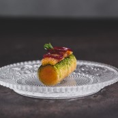14 Bjorn Frantzen raraka served with sea weed caviar sour cream crunchy potato and pickled onion