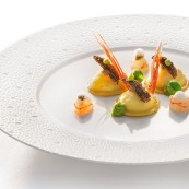 18 Gennaro Esposito Gnocchi di baccala gamberi e spugnole
