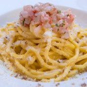 11 Fulvio Pierangelini Da Sistina Cacio e pepe tonnarelli with red prawns 7231 JG Jul 19