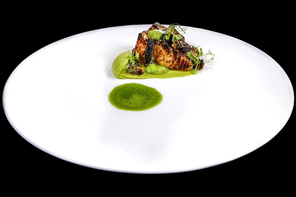 26 Valentino Cassanelli Pesce nero di fondale piselli lumachine e spugnole intero 5