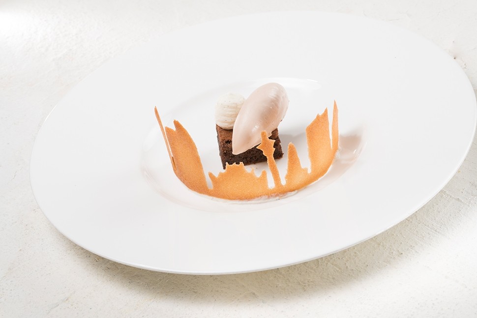 3 Franco Aliberti Torta ai fondi di caffe senza farina cremoso al mascarpone e gelato al caffe espresso