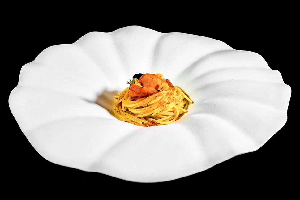 14 Alessandro Frau Spaghetto Verrigni con ricci di mare del golfo di Cagliari e bottarga di Cabras