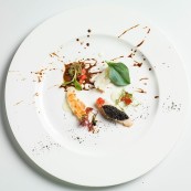 25 Roberto Conti Scampo arrostito yogurt e liquirizia Ristorante Trussardi alla Scala