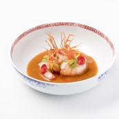 9 Mario Sandoval Gamba blanca con fritura andaluza de su cabeza y reduccion de Amontillado Ristorante Coque