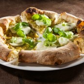 15 Renato Bosco La Marghe Tira farcita con pelato di kiwimozzarella di bufala campana DOPbasilico phcourtesy Renato Bosco