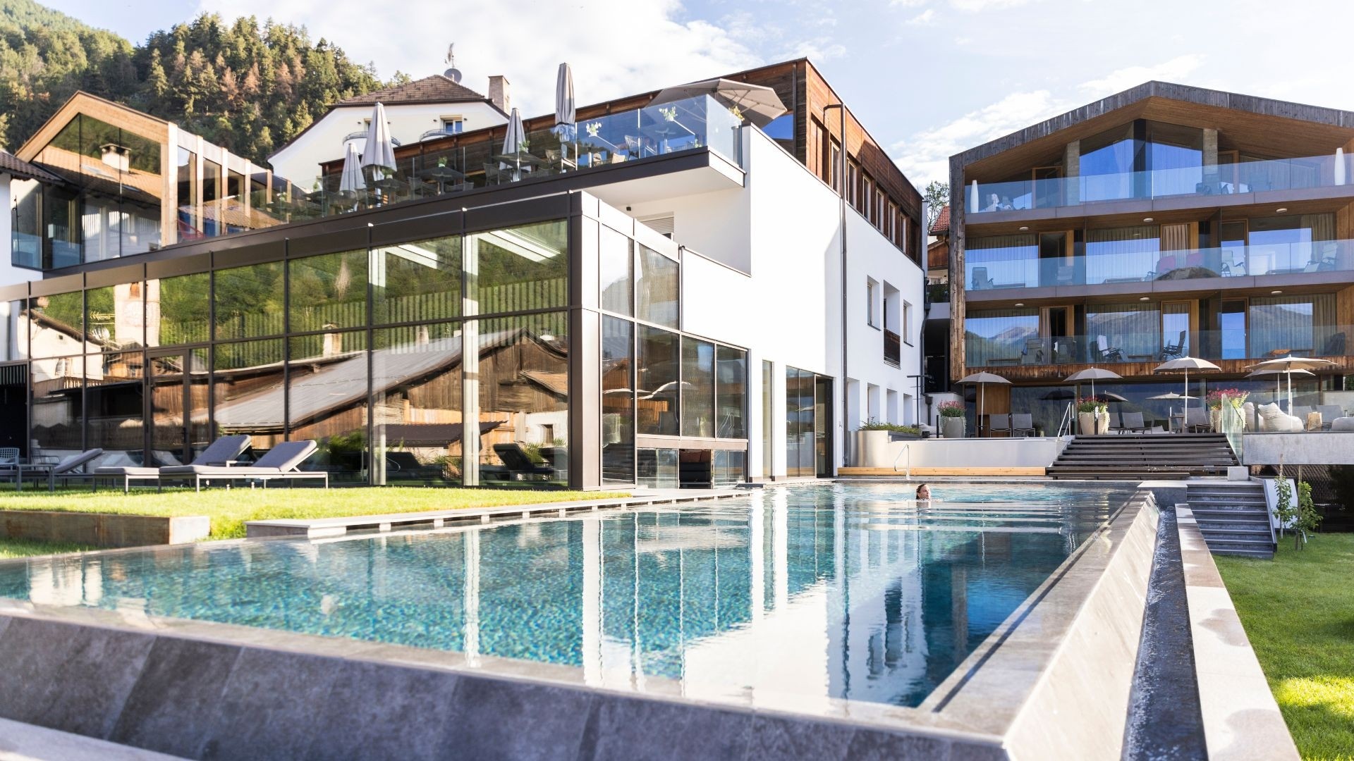 Slideshow nuovo sito 12 2026 04 21 18 28 37