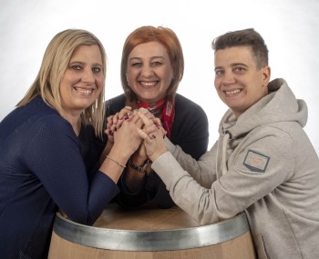 KLR 8247 ritratti gaierhof 61okesecutiva SORELLE TOGN